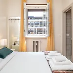 Stylish Flat With Balcony - 15 Min To Duomo