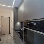 Stylish Flat With Balcony - 15 Min To Duomo